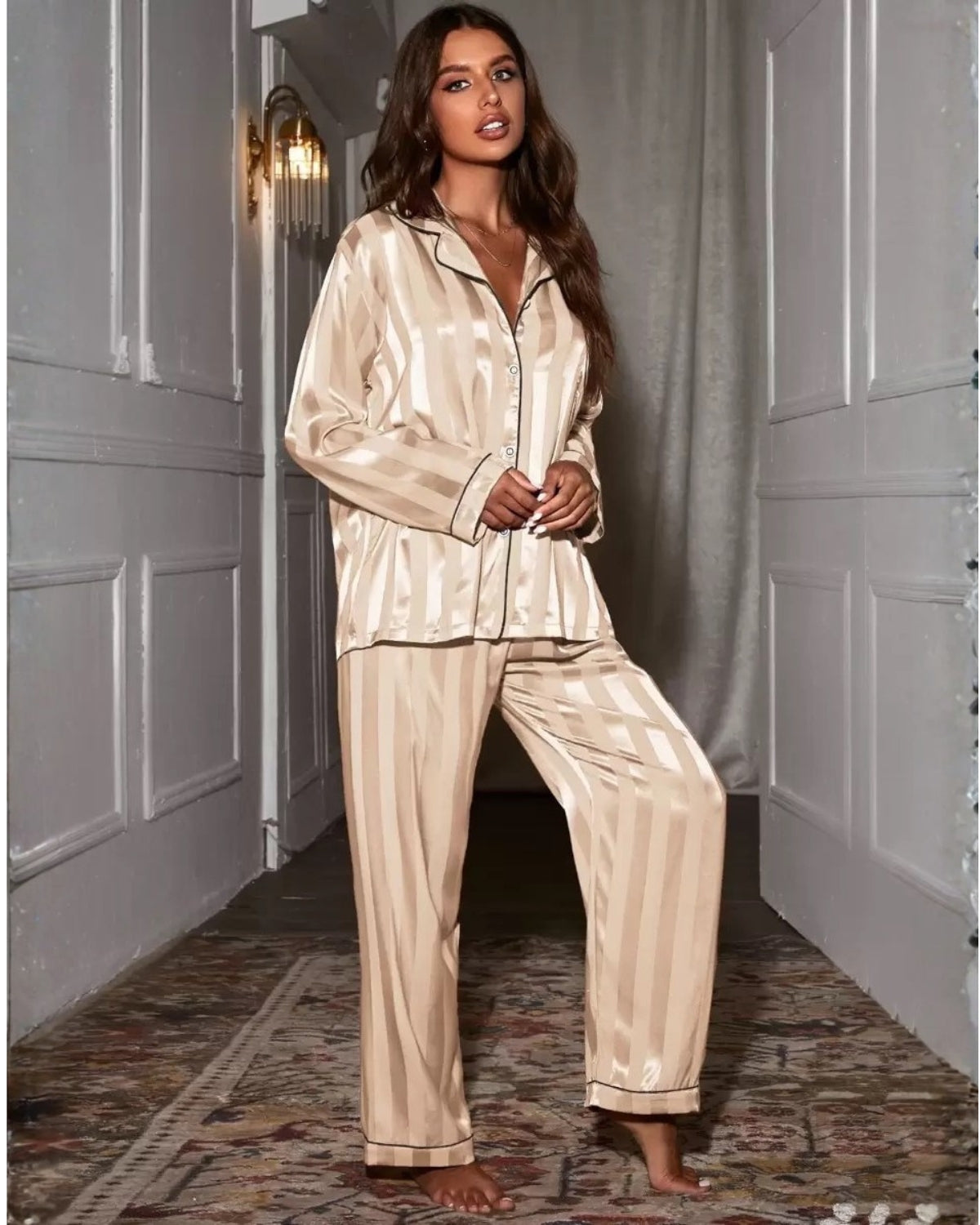 Pijama Feminino Americano Cetim Listrado Calça com Manga Longa - Dourado