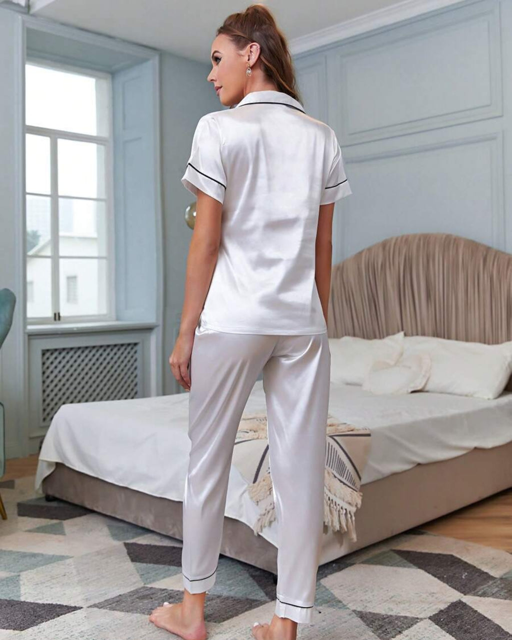 Pijama Americano Feminino Cetim Calça e Manga Curta - Branco