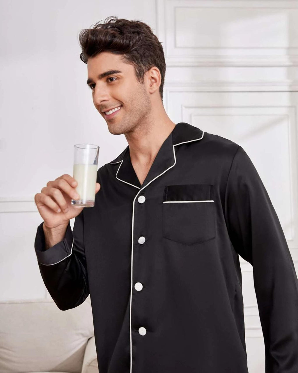 PIjama Masculino em Cetim Short e Camisa Manga Curta - Preto