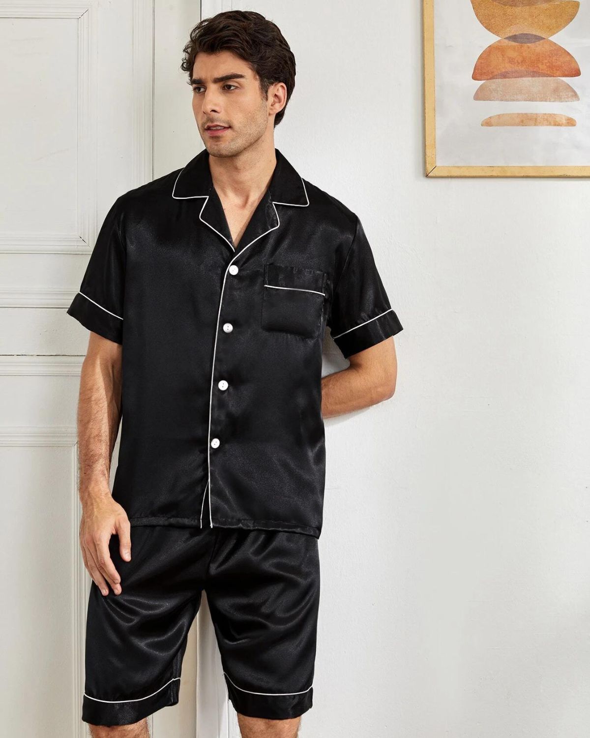 Pijama Masculino em Cetim Short e Camisa Manga Curta - Preto
